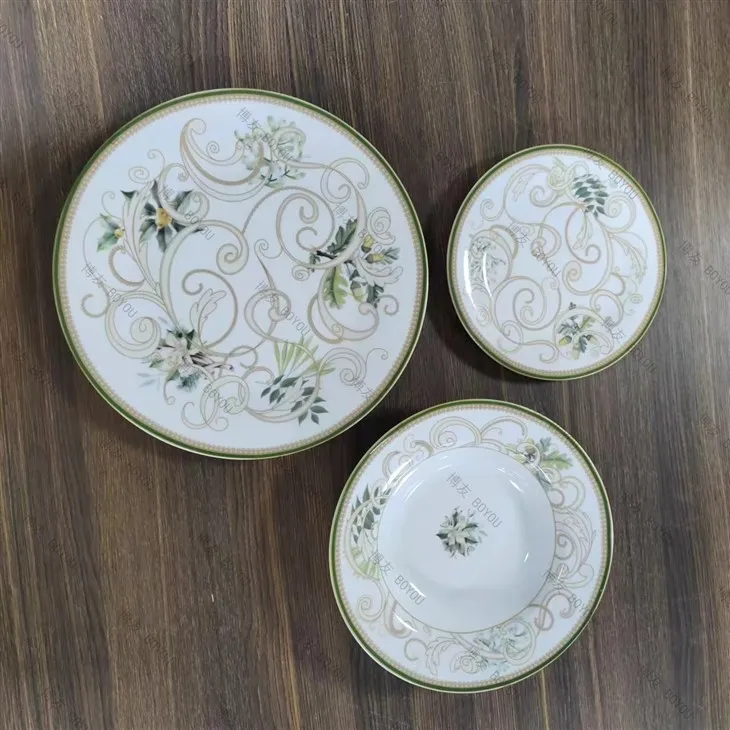 Ceramic Plate Set With Flowers And Color Line