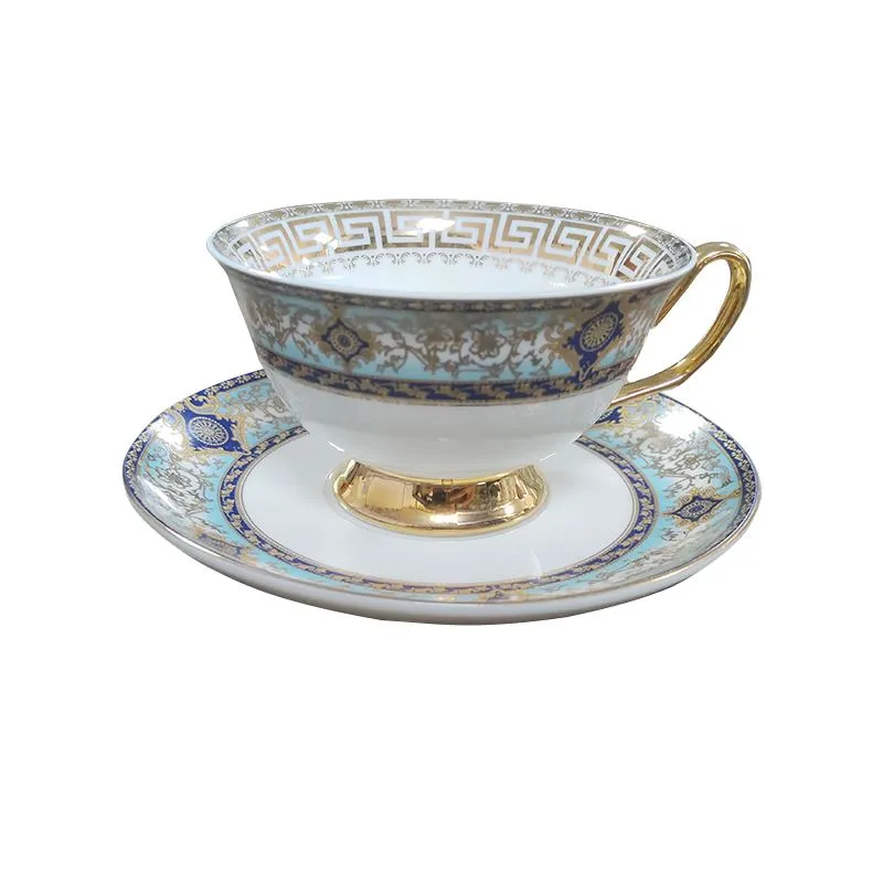 গোলাকার সিরামিক হ্যান্ডেল এবং ভিতরের রঙের মগ